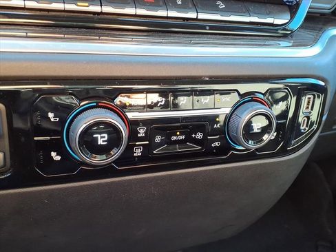 Used 2022 Chevrolet Silverado 1500 RST image 20