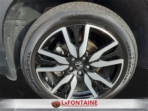 Used 2021 Honda Pilot Touring image 31