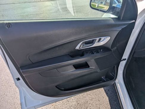 Used 2017 Chevrolet Equinox Premier w/ Enhanced Convenience Package image 14