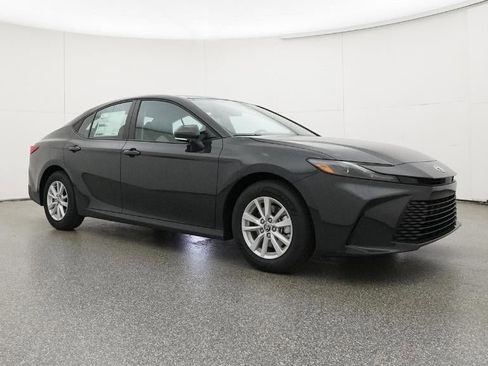 New 2026 Toyota Camry LE image 29