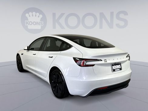 Used 2024 Tesla Model 3 Standard Range RWD image 4