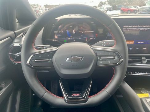 New 2026 Chevrolet Equinox EV RS image 17