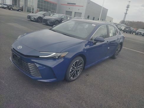 New 2026 Toyota Camry XLE image 2
