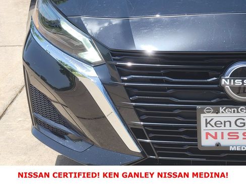 Certified 2025 Nissan Altima 2.5 SV FWD image 9