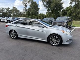 Used 2014 Hyundai Sonata Limited w/ Technology Package 06 FWD video 1