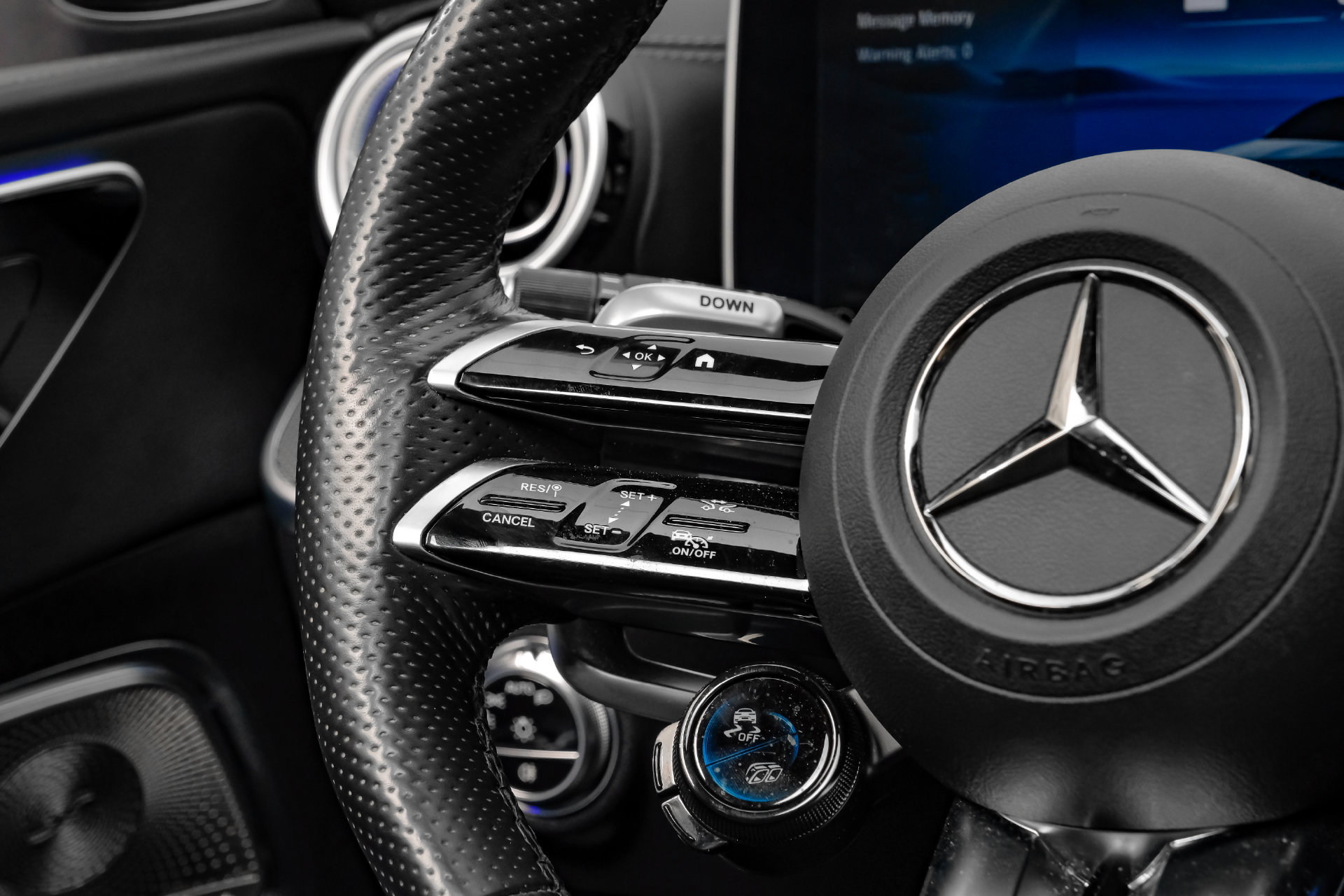 Used 2023 Mercedes-Benz C 43 AMG 4MATIC Sedan image 21