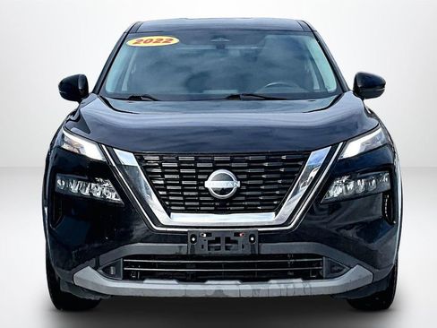 Used 2022 Nissan Rogue S image 2