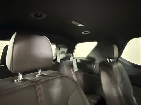 Used 2023 Chevrolet Traverse RS w/ LPO, Floor Liner Package image 32