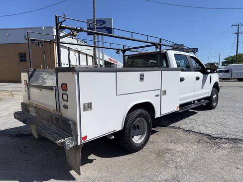 Used 2017 Ford F350 XL w/ Power Equipment Group AWD/4WD image 8