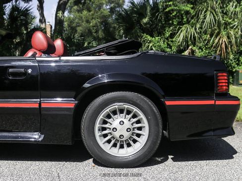 Used 1988 Ford Mustang GT RWD image 5