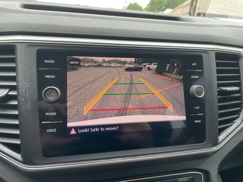 Used 2018 Volkswagen Atlas SE AWD/4WD image 31
