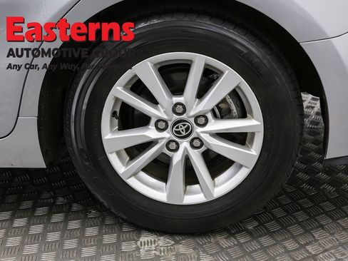 Used 2025 Toyota Camry LE image 34