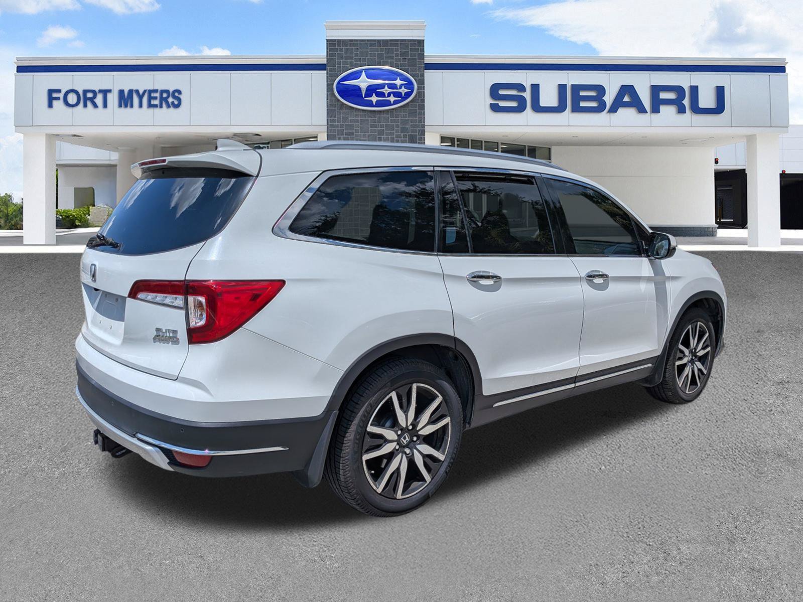 Used 2022 Honda Pilot Elite image 4
