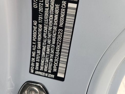 Used 2024 Porsche 718 Boxster S RWD image 8