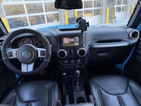 Used 2017 Jeep Wrangler Unlimited Sahara w/ Quick Order Package 24E Chief image 35