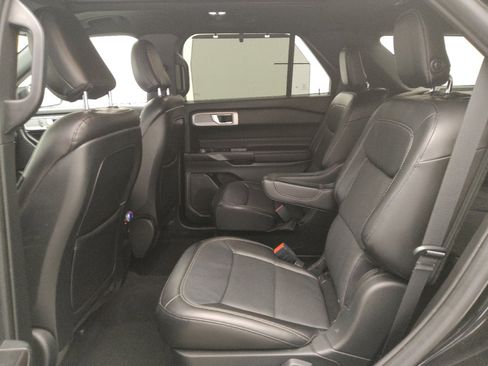 Used 2020 Ford Explorer Limited AWD/4WD image 18