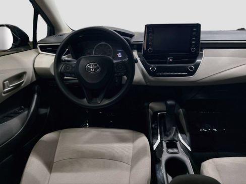 Used 2020 Toyota Corolla LE FWD image 23