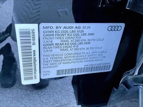 Used 2024 Audi Q3 2.0T Premium w/ Convenience Package AWD/4WD image 19