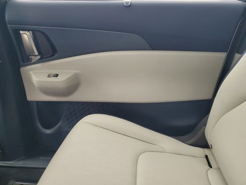 New 2026 Kia Carnival SX FWD image 24