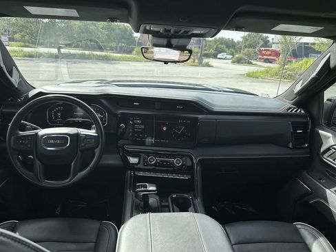 Used 2023 GMC Sierra 1500 AT4X AWD/4WD image 15