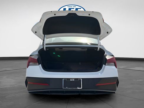 New 2026 Hyundai Elantra SEL Sport Premium FWD image 19