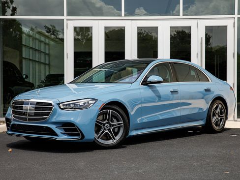 Used 2026 Mercedes-Benz S 580e 4MATIC Sedan image 1