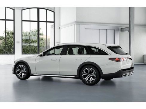 New 2025 Mercedes-Benz E 450 4MATIC All-Terrain Wagon image 31