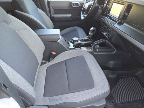 Used 2022 Ford Bronco Big Bend image 15