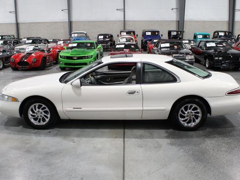 Used 1998 Lincoln Mark VIII LSC RWD image 30