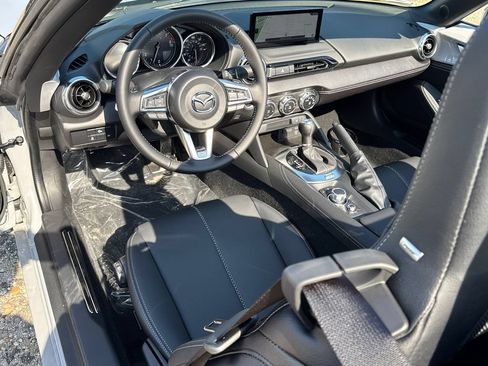New 2026 MAZDA MX-5 Miata Grand Touring w/ Appearance Package RWD image 16