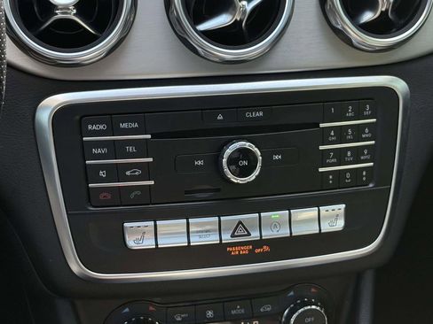 Used 2019 Mercedes-Benz GLA 250 image 16
