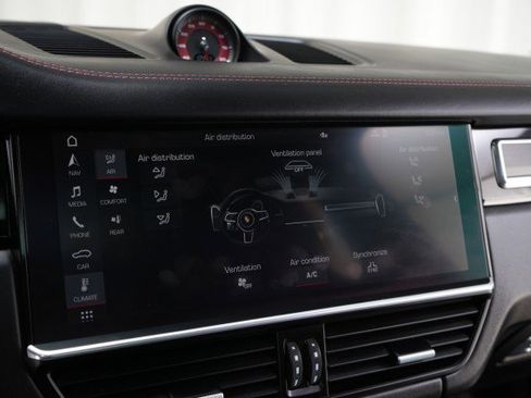 Used 2021 Porsche Cayenne GTS image 56