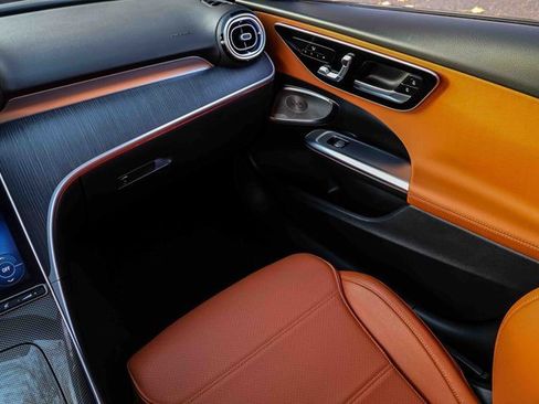 Used 2022 Mercedes-Benz C 300 4MATIC Sedan image 17