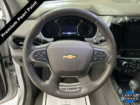 Used 2021 Chevrolet Traverse Premier image 21
