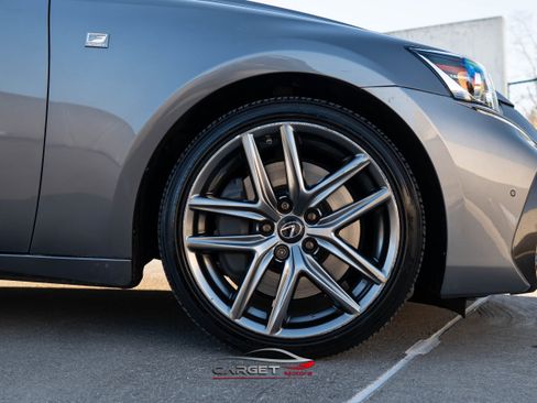 Used 2020 Lexus IS 300 F Sport w/ F Sport Package image 10