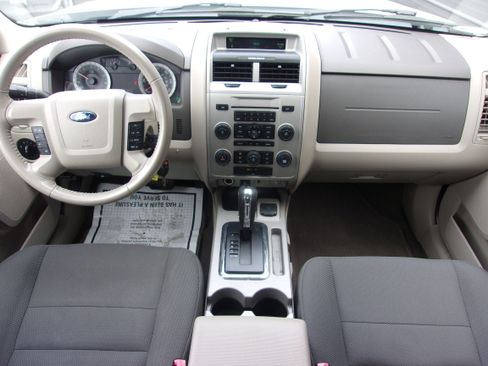 Used 2009 Ford Escape 4WD Hybrid image 18