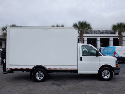 Used 2020 Chevrolet Express 3500 w/ Power Convenience Package image 1