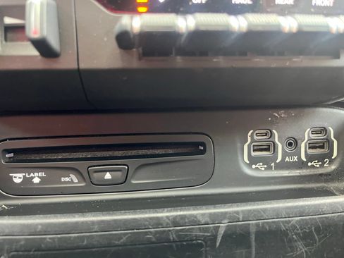 Used 2019 RAM 1500 Limited AWD/4WD image 16