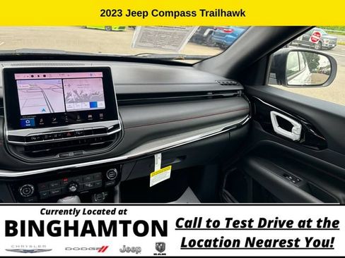 Used 2023 Jeep Compass Trailhawk w/ Trailhawk Elite Group AWD/4WD image 17