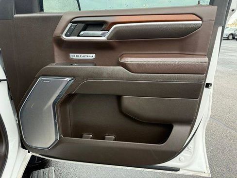 Used 2024 GMC Sierra 1500 Denali w/ Denali Reserve Package image 33