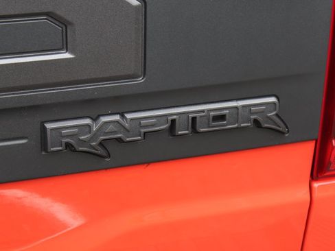 Certified 2023 Ford F150 Raptor w/ Raptor Carbon Fiber Package AWD/4WD image 5