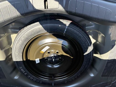 Used 2019 Ford Fusion SE FWD image 54