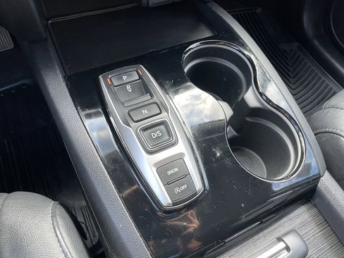 Used 2020 Honda Pilot Touring image 30