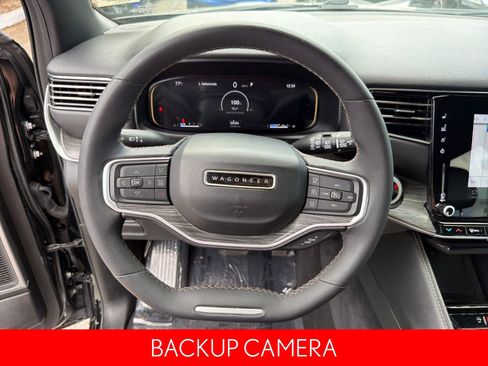Used 2024 Jeep Wagoneer L Series II w/ Flexible Seating Group AWD/4WD image 13