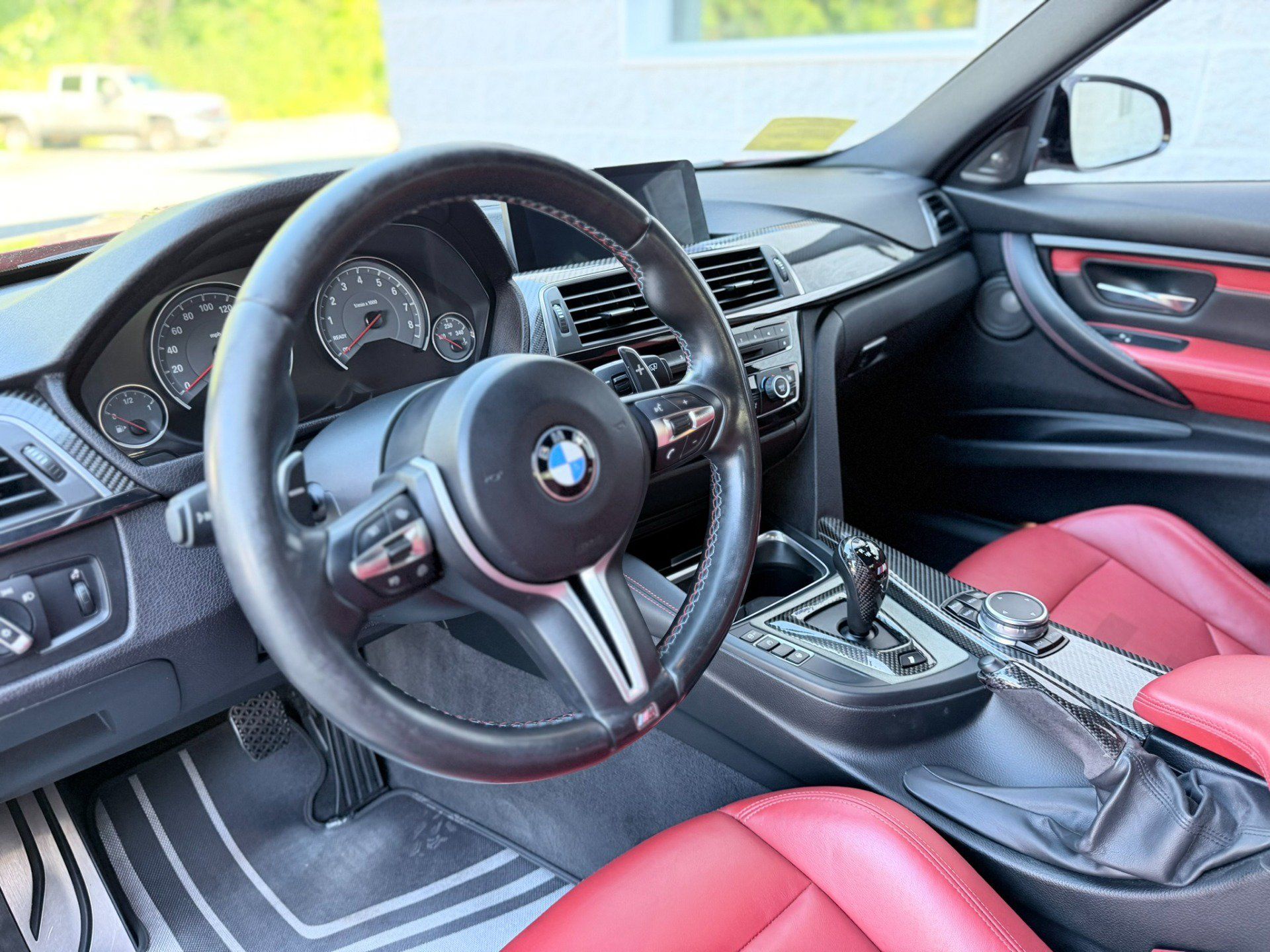 Used 2016 BMW M3 RWD image 17