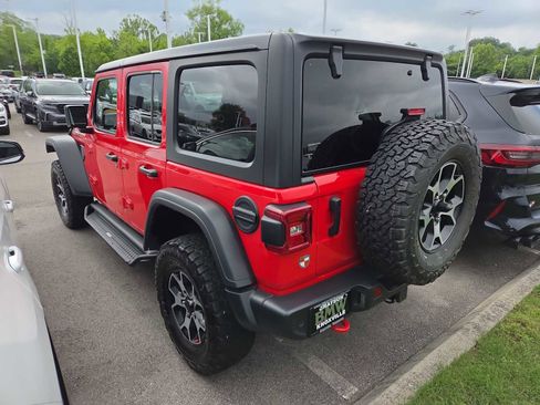 Used 2022 Jeep Wrangler Unlimited Rubicon w/ Safety Group AWD/4WD image 6