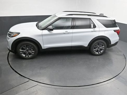 New 2026 Ford Explorer Active w/ Active Comfort Package image 23