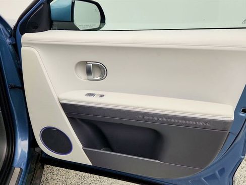 Used 2024 Hyundai Ioniq 5 Limited image 27