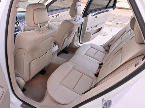 Used 2015 Mercedes-Benz E 350 4MATIC Wagon image 18