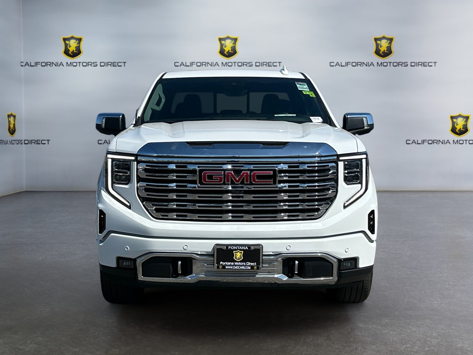 Used 2024 GMC Sierra 1500 Denali w/ Denali Reserve Package AWD/4WD image 8